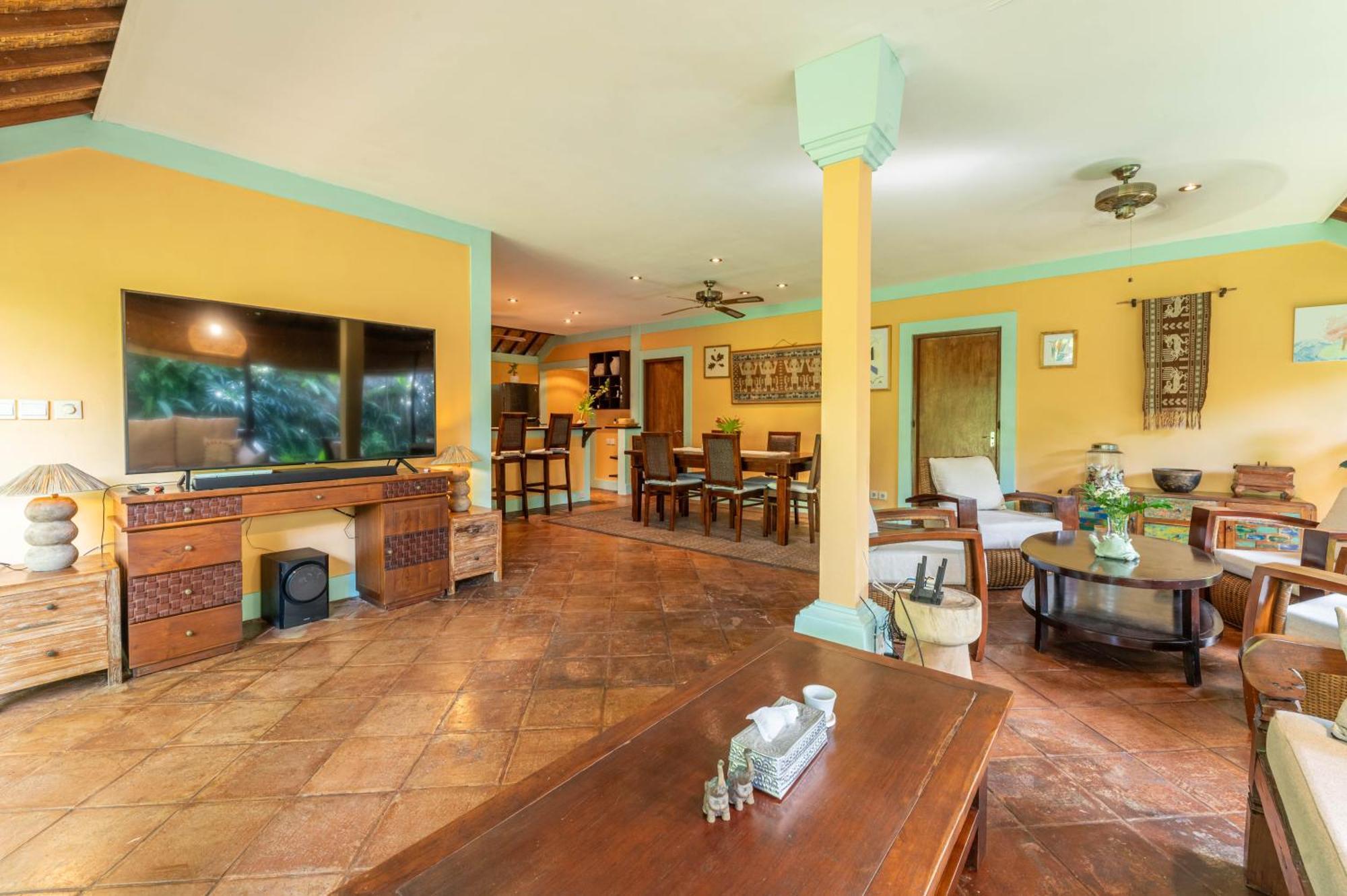 Villa Jungle Wave In *